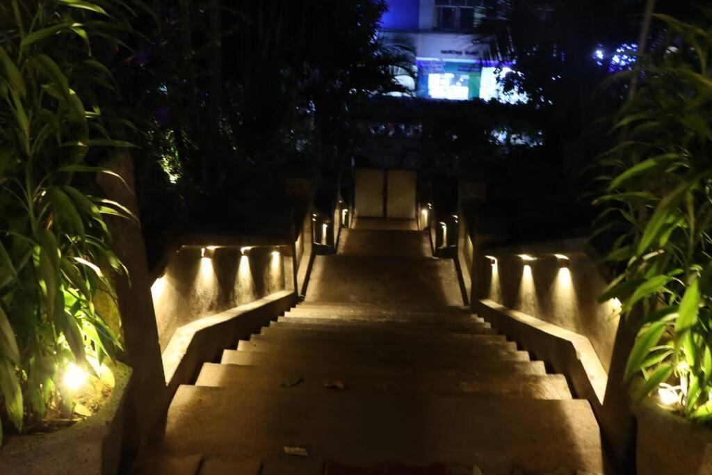 Colonial Residence Kandy Villa Esterno foto